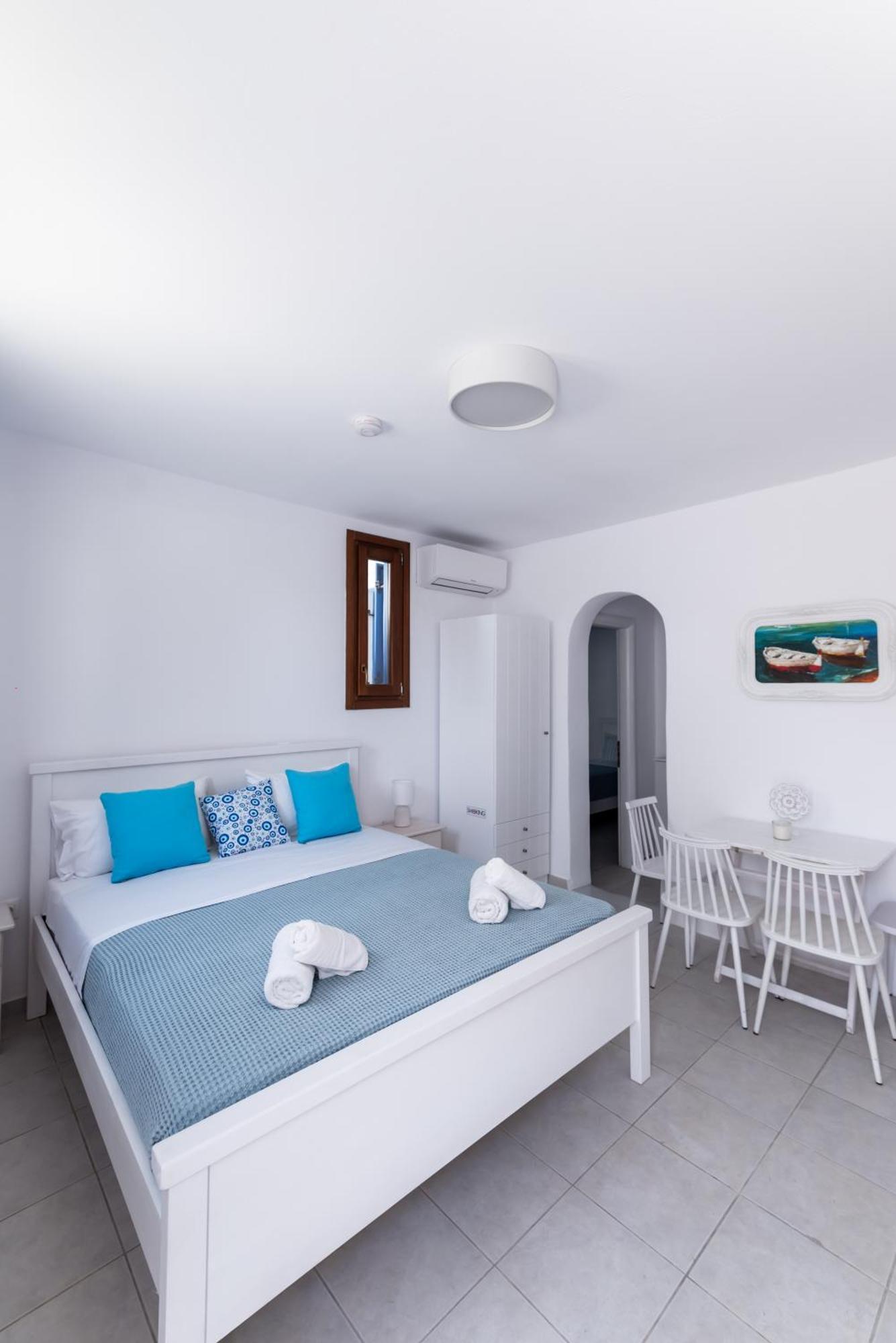 Olive Tree Mykonos Town Semi-Basement Apartment Exterior foto